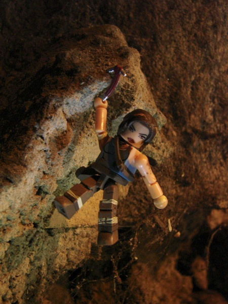 tomb-raider-minimates-lara-croft-03.jpg