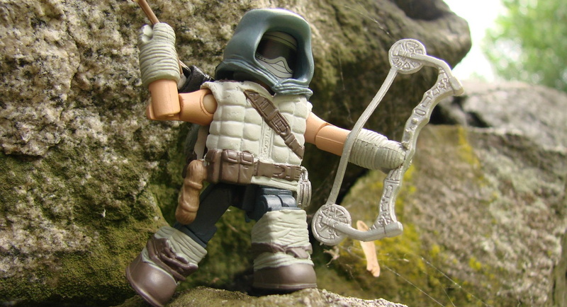 tomb-raider-minimates-scavenger-archer.jpg