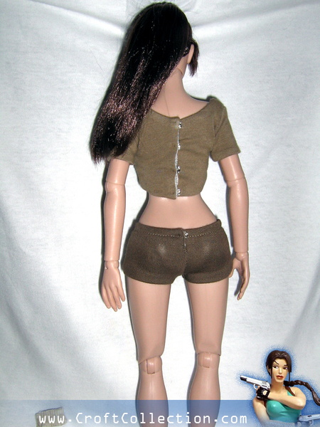 poupee-tonner-nonhabilee-derriere.jpg