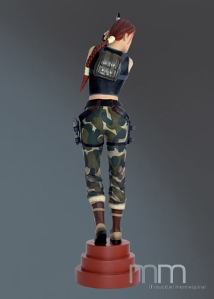 statue-lifesize-laracroft-muckle-tombraider6 03