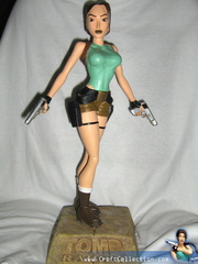 statuette Tomb Raider 1