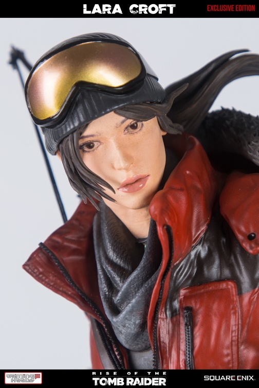 statue-gamingheads-laracroft-riseofthe-tombraider-20years-exclusive 09
