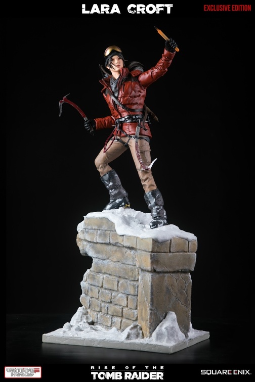 statue-gamingheads-laracroft-riseofthe-tombraider-20years-exclusive 19