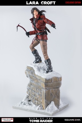 statue-gamingheads-laracroft-riseofthe-tombraider-20years-exclusive 57