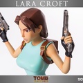 statue-laracroft-tombraider1-20years-exclusive 10