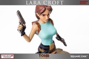statue-laracroft-tombraider1-20years-exclusive 20