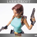 statue-laracroft-tombraider1-20years-exclusive 24