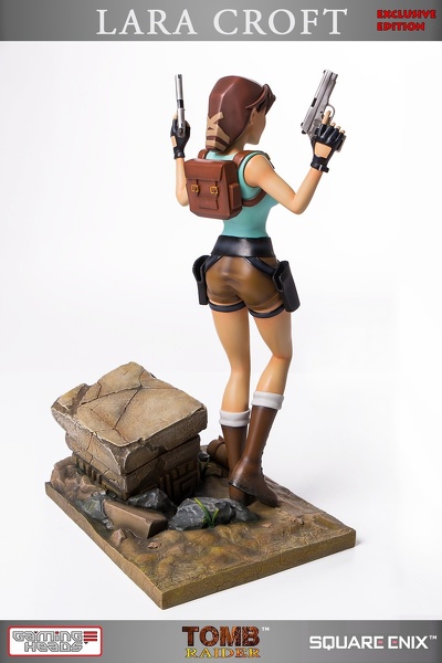 statue-laracroft-tombraider1-20years-exclusive_28.jpg