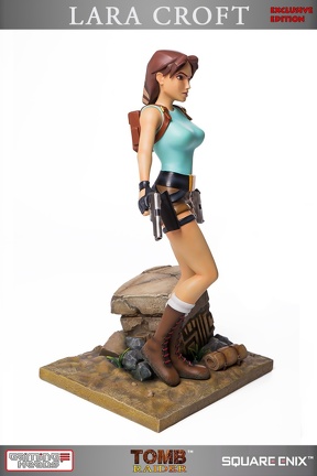 statue-laracroft-tombraider1-20years-exclusive 46