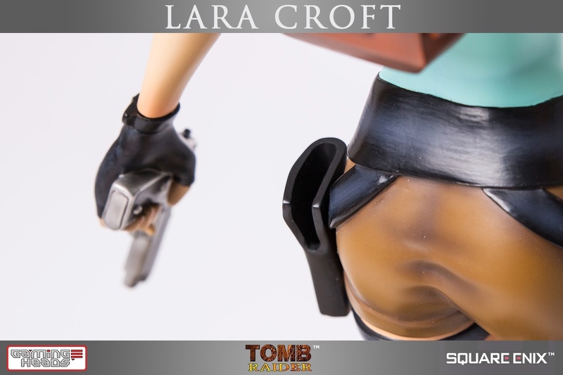 statue-laracroft-tombraider1-20years_10.jpg