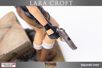 statue-laracroft-tombraider1-20years 14