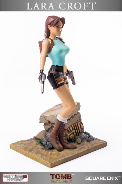 statue-laracroft-tombraider1-20years_21.jpg