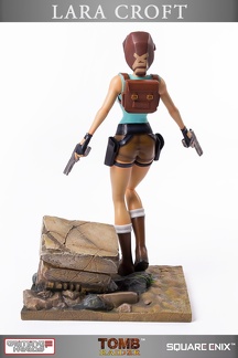 statue-laracroft-tombraider1-20years 24