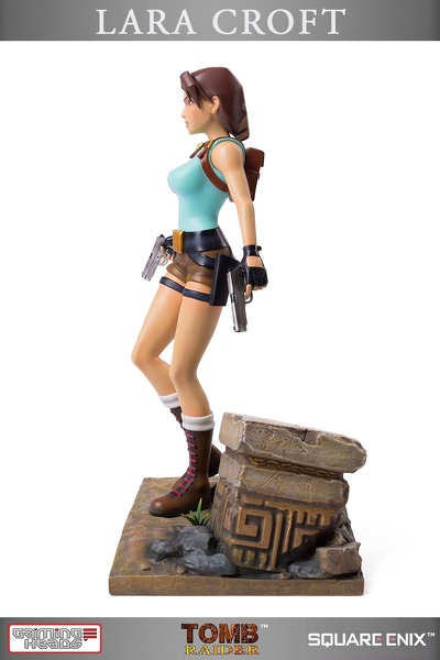 statue-laracroft-tombraider1-20years_25.jpg