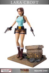 Statue lara croft tomb raider 1