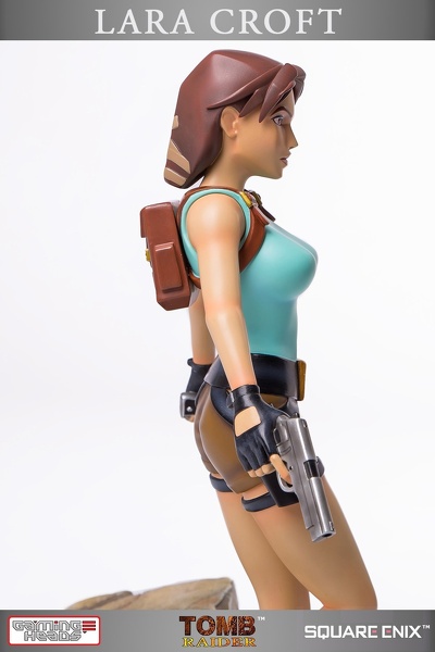 statue-laracroft-tombraider1-20years_29.jpg