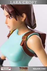 statue-laracroft-tombraider1-20years 40