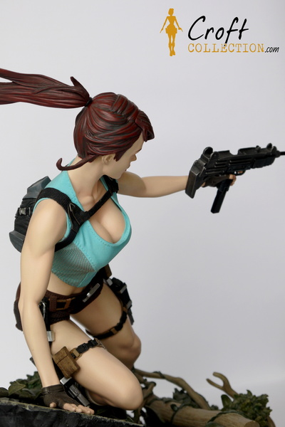 sideshow-laracroft-gardianoflight_20.jpg