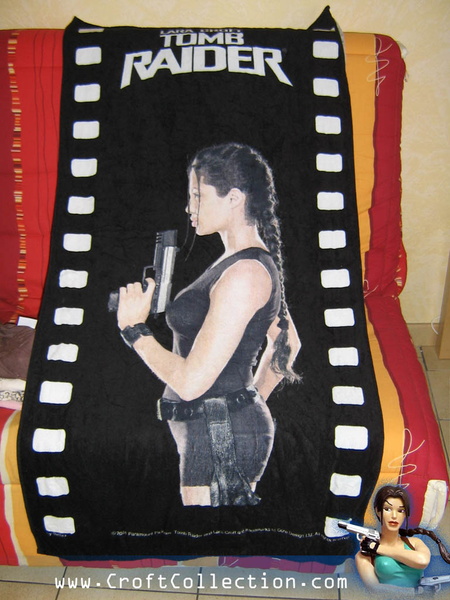 serviette-plage-officiel-TombRaider-Movie.jpg