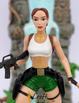 playmates-tombraider-crocodile-laracroft (1)