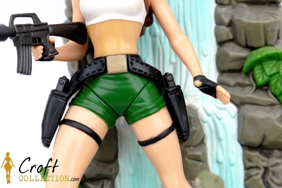 playmates-tombraider-crocodile-laracroft (5)