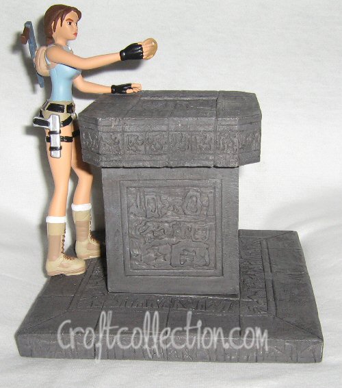 FIGURINE EN RESINE Atlas Lara Croft Tomb Raider La Revelation Finale