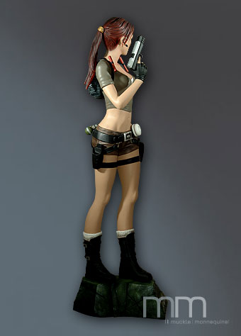 statue-lifesize-laracroft-muckle-tombraider-legend 02