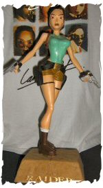 lara croft tomb raider statuette