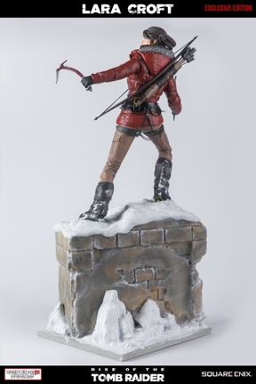 statue-gamingheads-laracroft-riseofthe-tombraider-20years-exclusive 54
