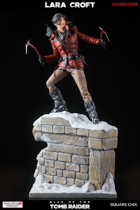 statue-gamingheads-laracroft-riseofthe-tombraider-20years-exclusive 58