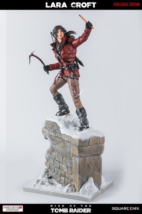 statue-gamingheads-laracroft-riseofthe-tombraider-20years-exclusive 70