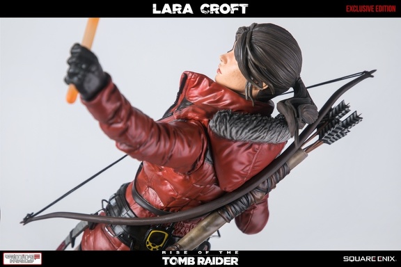 statue-gamingheads-laracroft-riseofthe-tombraider-20years-exclusive 75