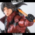 statue-gamingheads-laracroft-riseofthe-tombraider-20years-exclusive 76