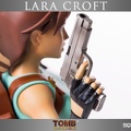 statue-laracroft-tombraider1-20years-exclusive 06
