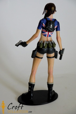 neca-tombraider-legend-uk-laracroft (6)